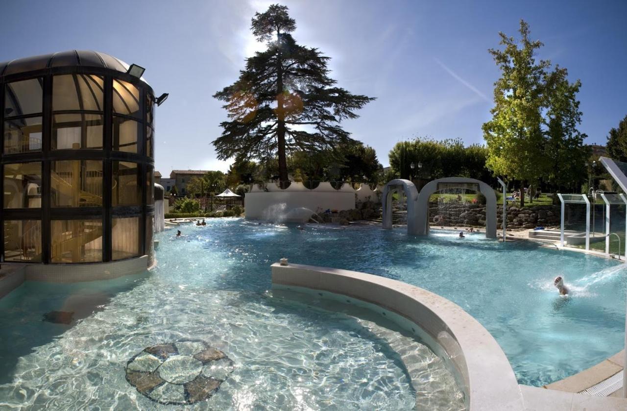 Casa Di Canfreo Lari ภายนอก รูปภาพ
